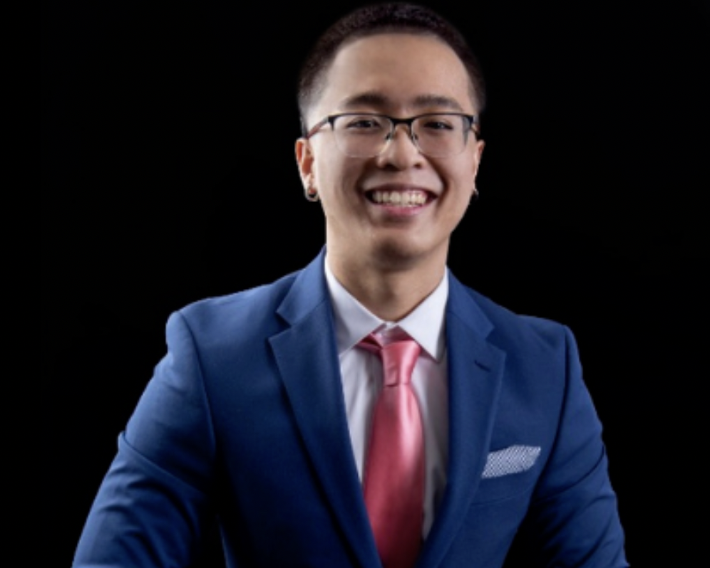 Portrait of Business Student Lenny Tran