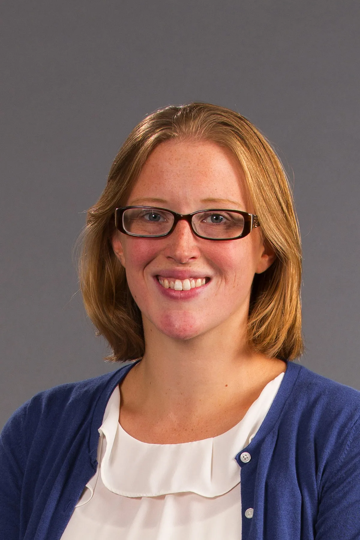 Headshot of Amanda Cornine