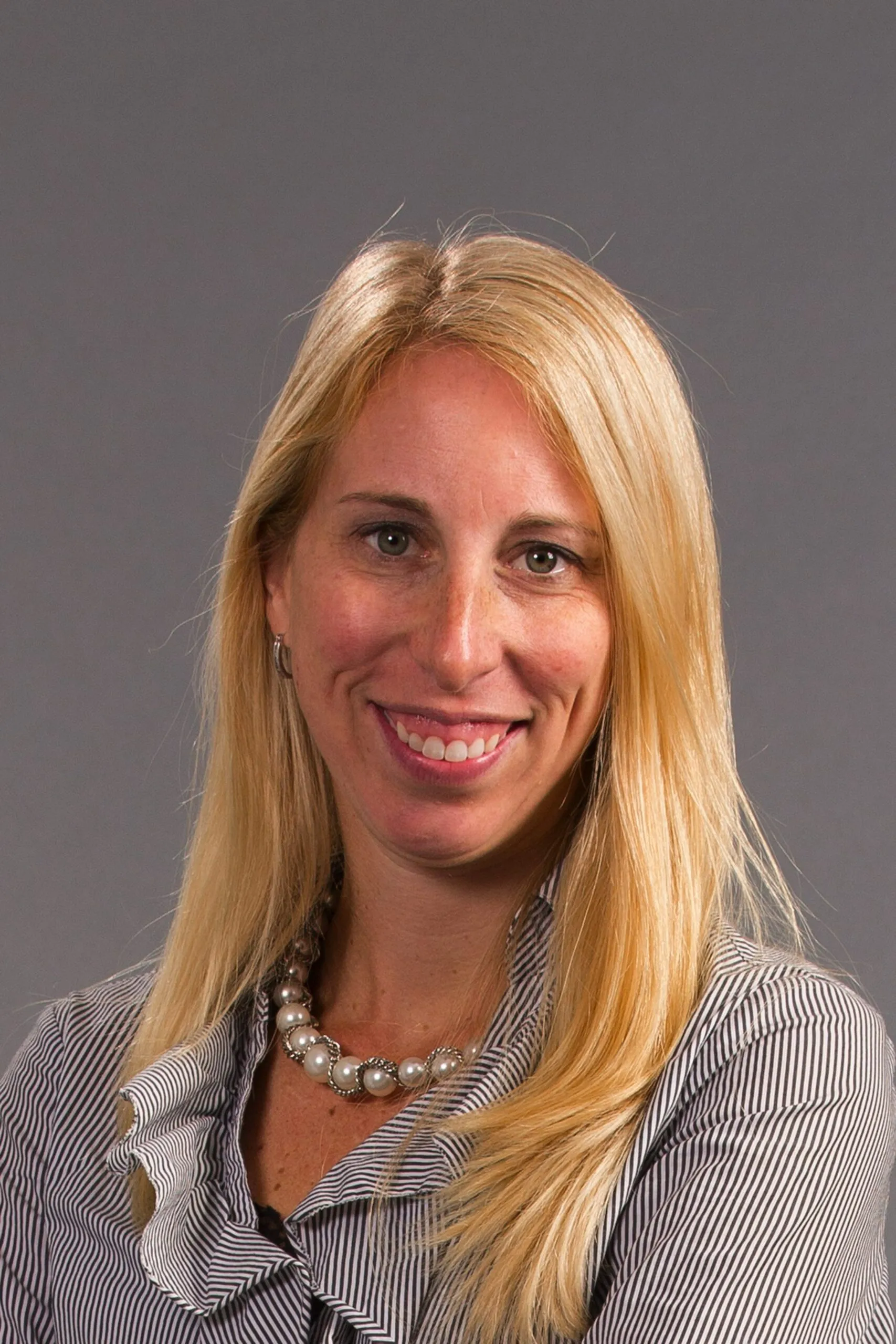 Headshot of Kimberly Dunker
